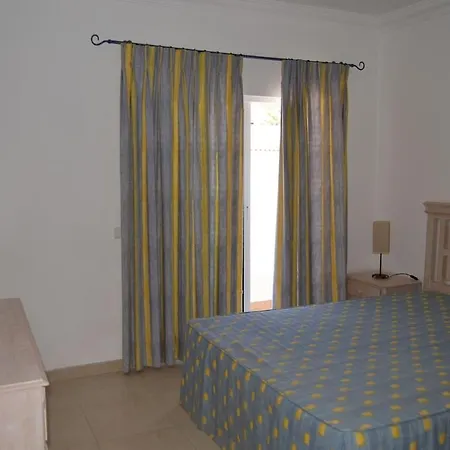 Moradia Em Privado Perto * Vila Nova de Cacela