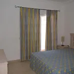 Moradia Em Privado Perto * Vila Nova de Cacela